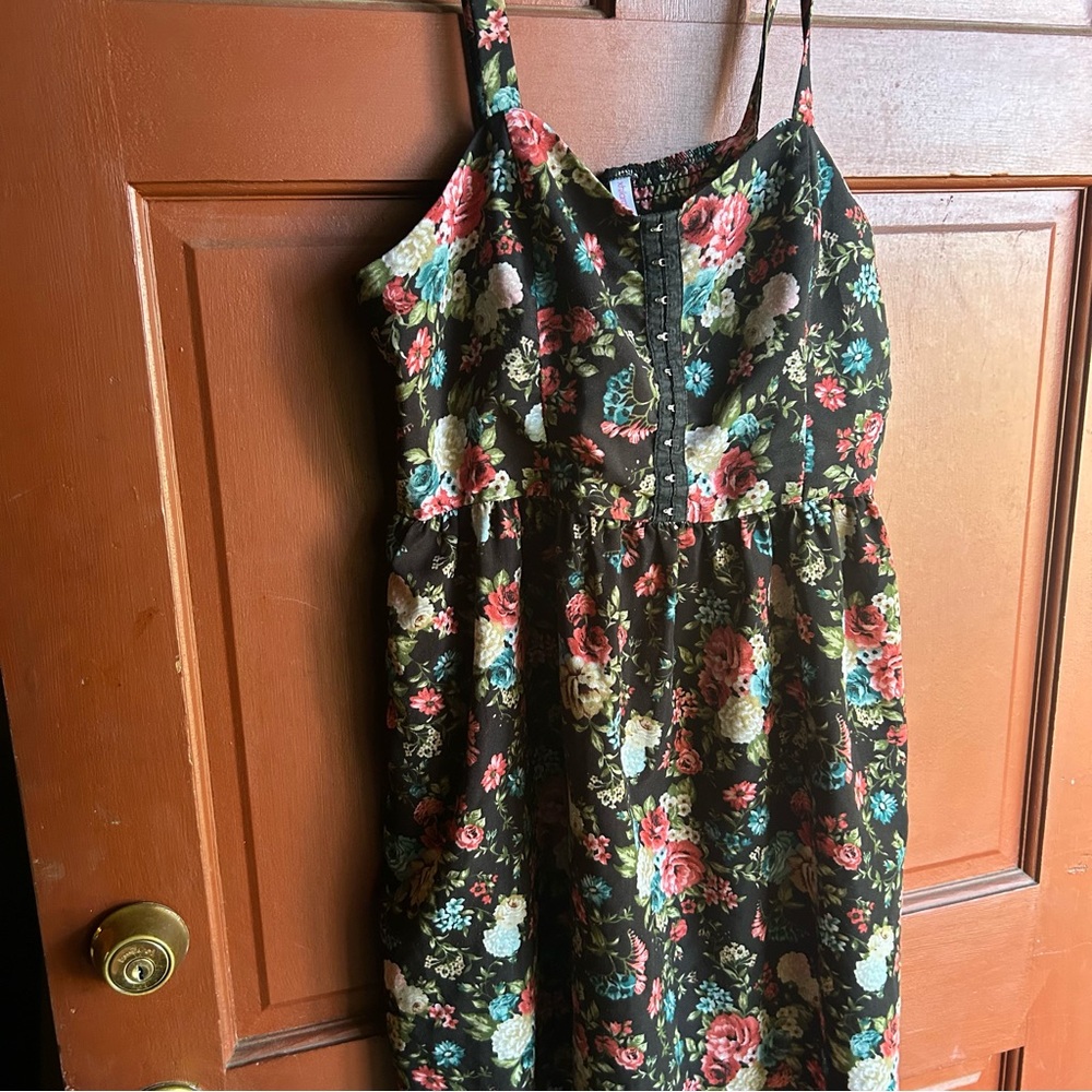🎃2 for $20 Mix &Match🎃 Xhilaration Floral Pocketed Dress